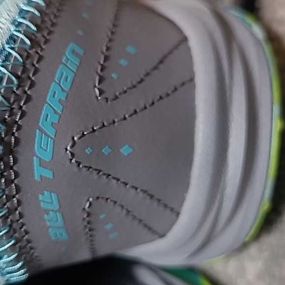 NEW BALANCE 690v2 SPEED RIDE ATHLETIC SHOES - Picture 11 of 13